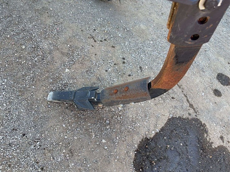 dmi-5-shank-ripper-image-11