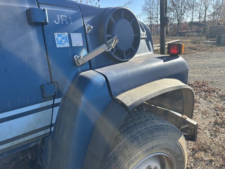 1990-ford-l9000-image-31