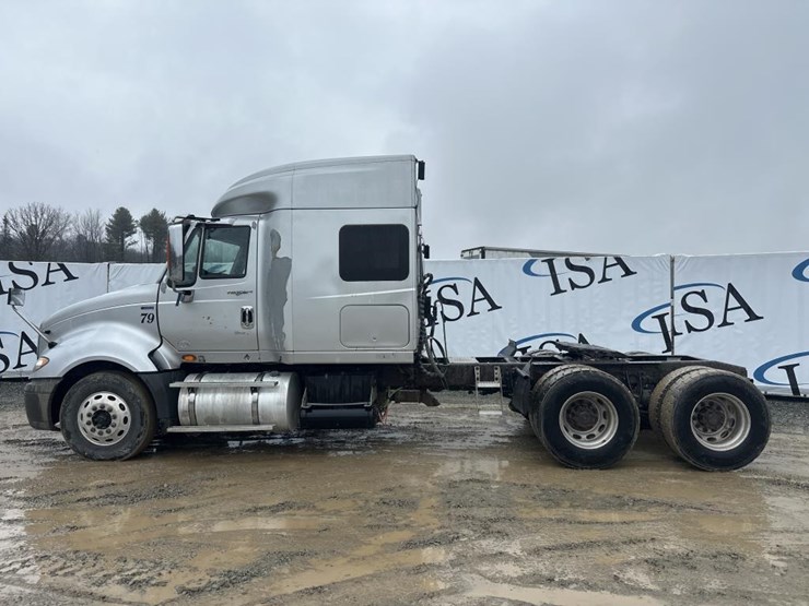 2014-international-prostar-image-2