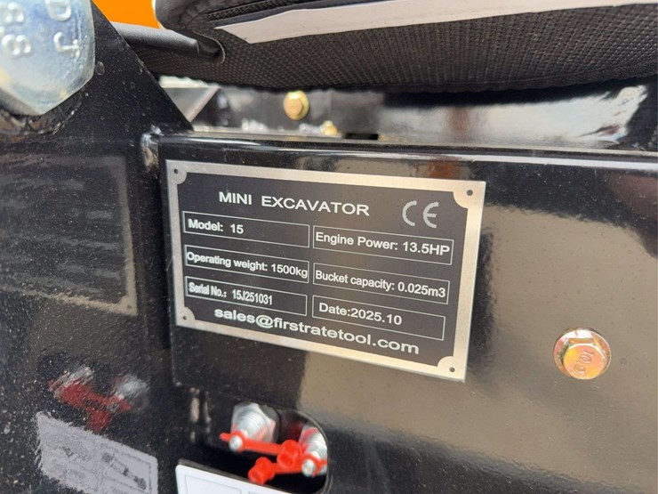 2025-miva-va15j-mini-excavator-image-16