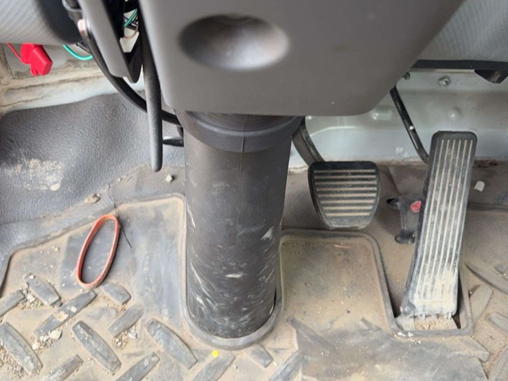 2018-isuzu-ftr-image-31