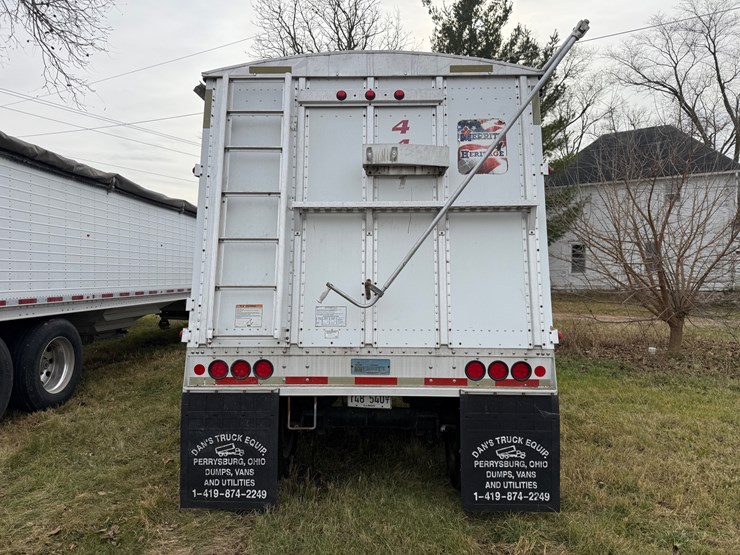 2015-merritt-hopper-image-8