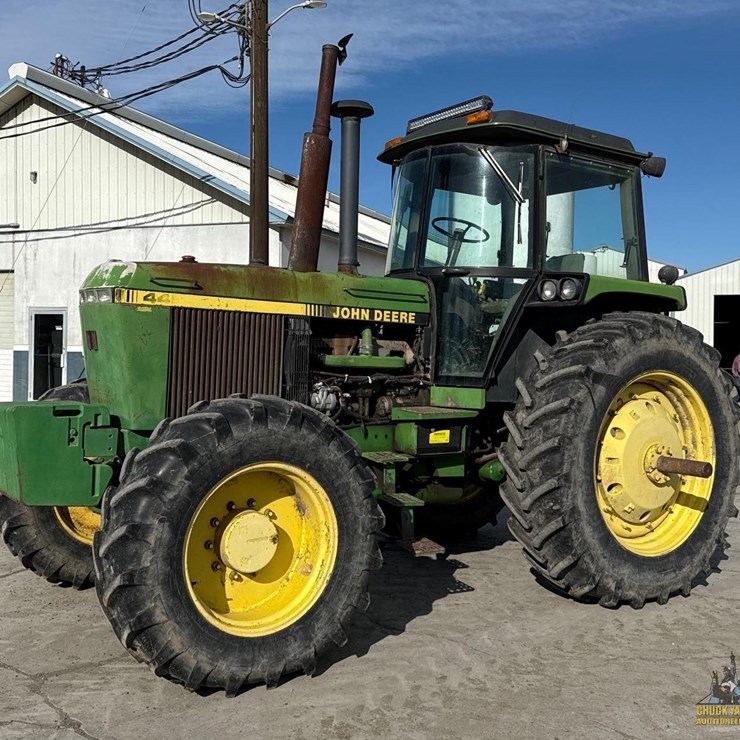 JOHN DEERE 4455