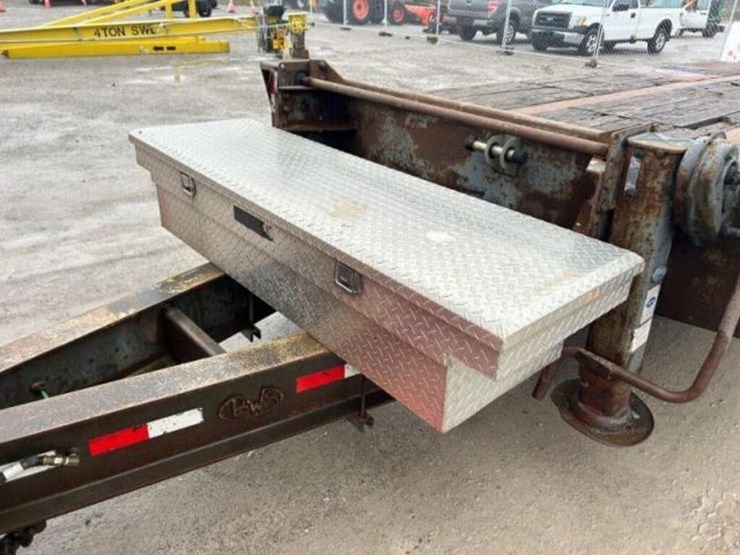 2002-bws-trailer-image-10