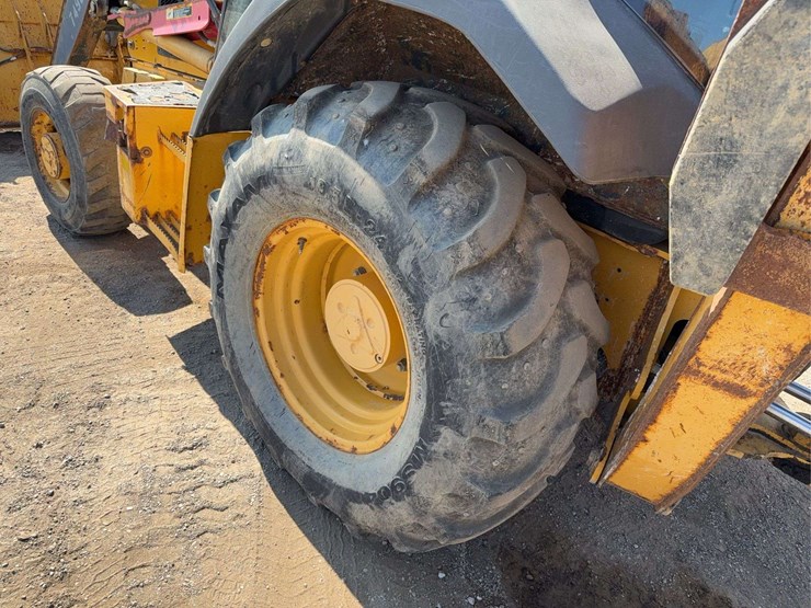 2012-deere-310k-image-5