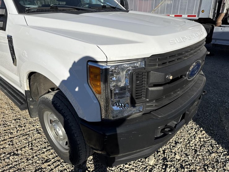 2017-ford-f250-image-10