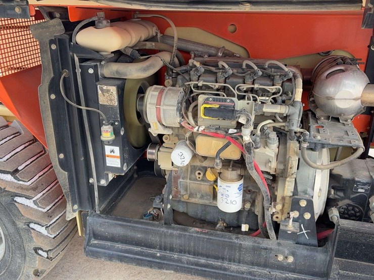 2014-jlg-4394rt-image-9