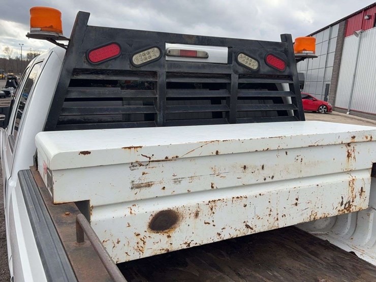 2011-ford-f250-image-16