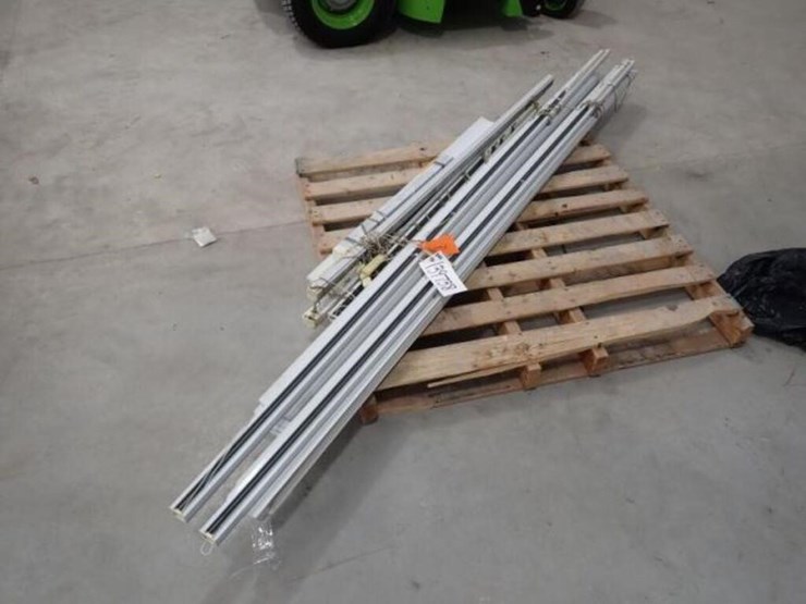 qty-of-8-ft-blind/shutters-image-1