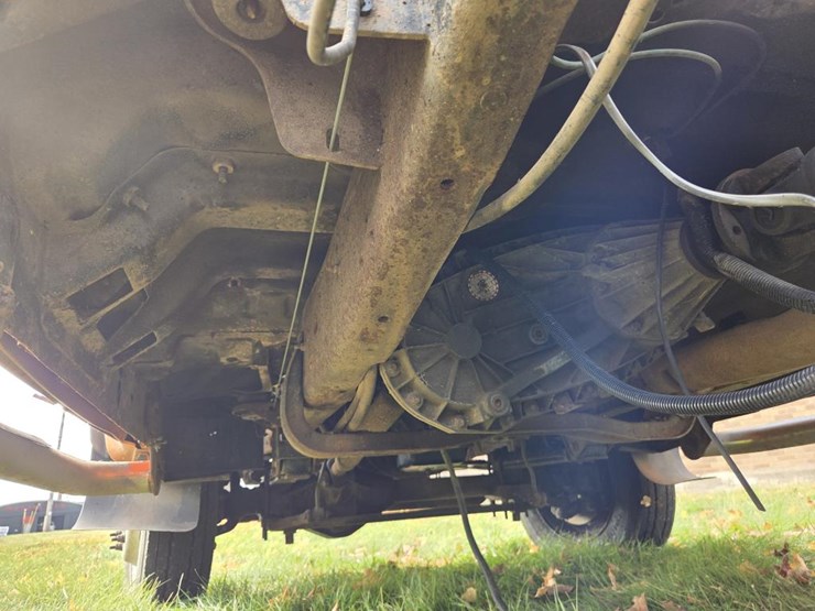 ford-f550-xl-image-30