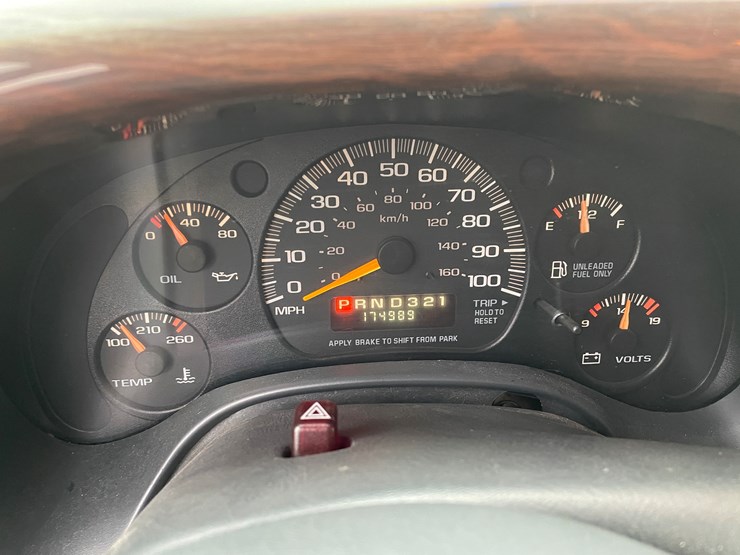 1999-chevy-3500-image-34