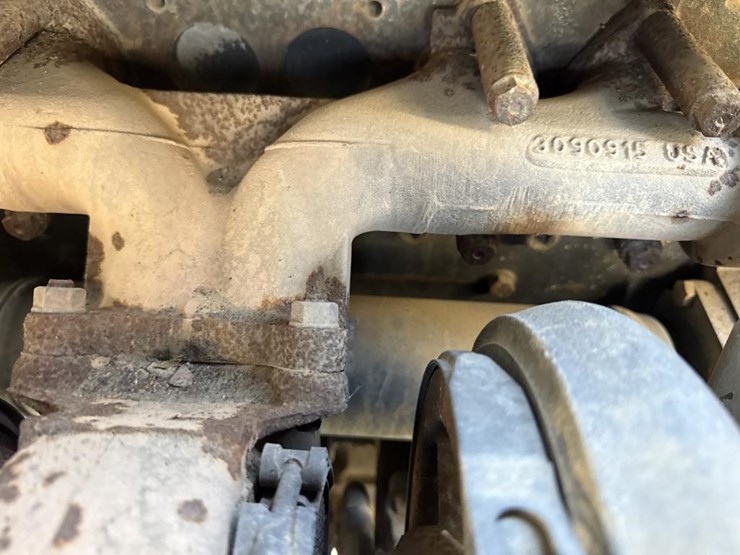 #1994-•-1999-volvo-day-cab-truck-tractor-image-23