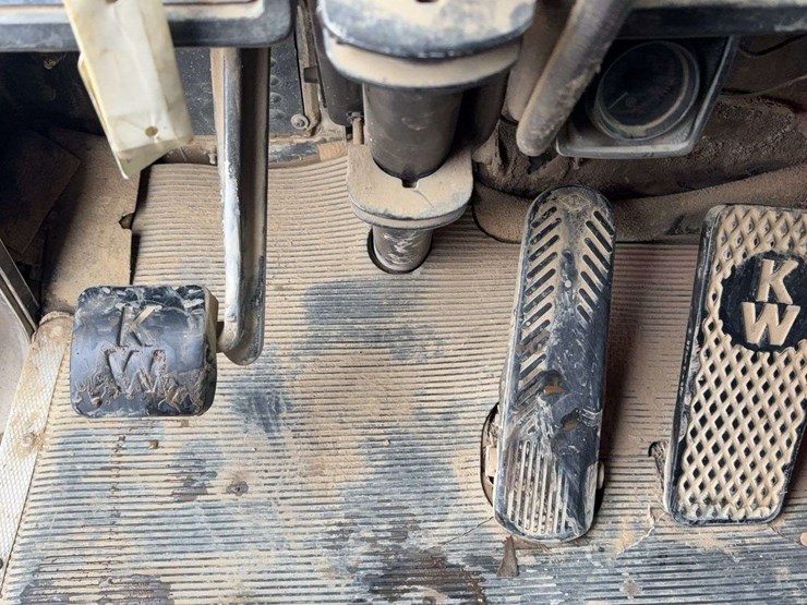 1989-kenworth-t800-image-45