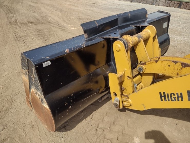 caterpillar-910m-image-19