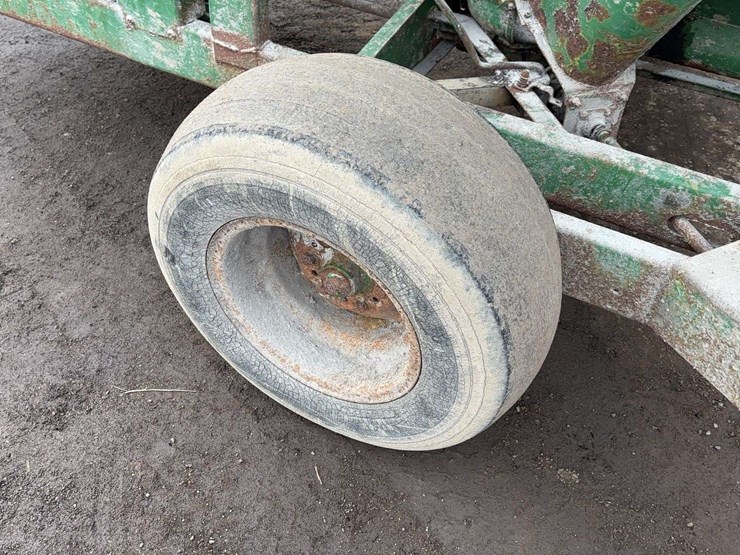 john-deere-400-image-5