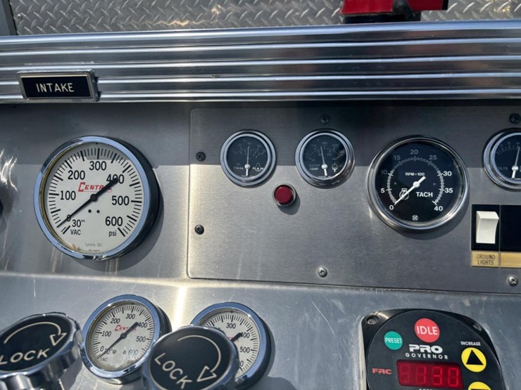 freightliner-fl80-image-27