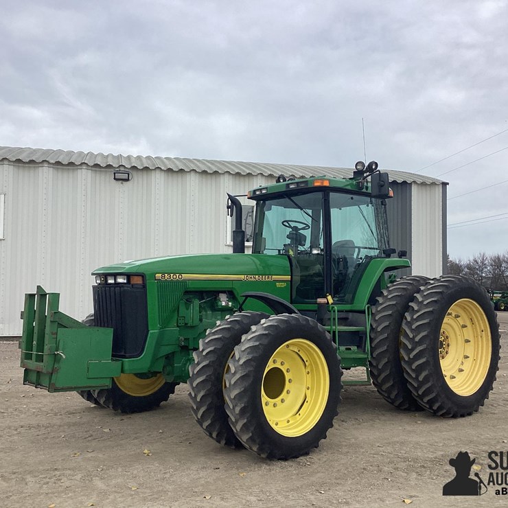 1995 JOHN DEERE 8300