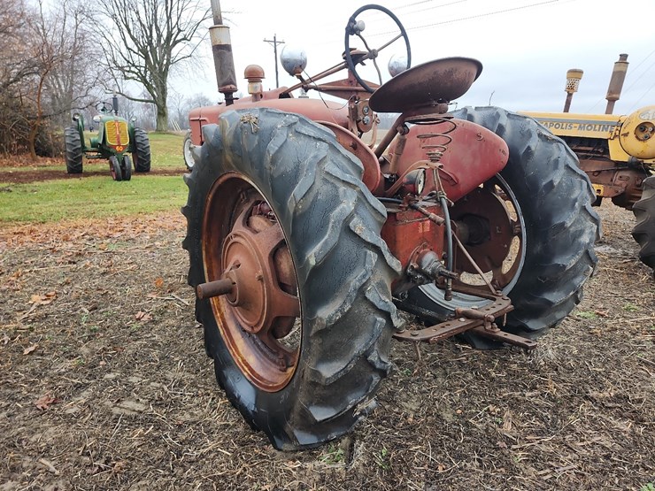 1940-farmall-m-gas-tractor-image-5