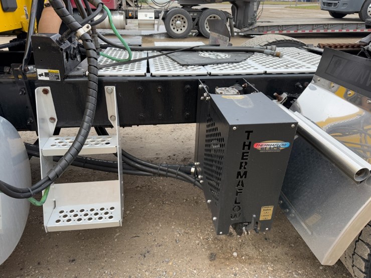 2019-kenworth-t680-image-25