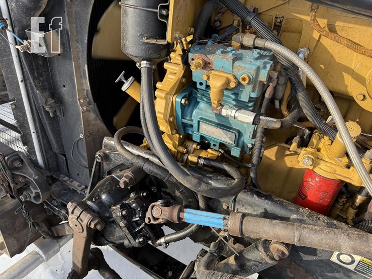 2004-peterbilt-379-image-76