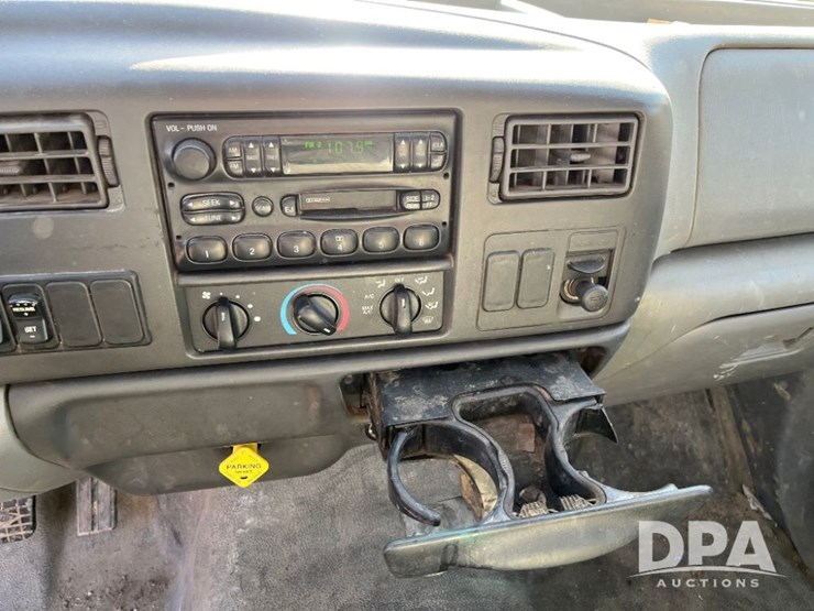 ford-f650-xlt-image-43