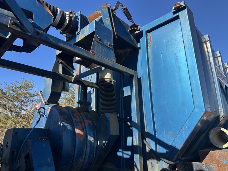 1990-ford-l9000-image-19