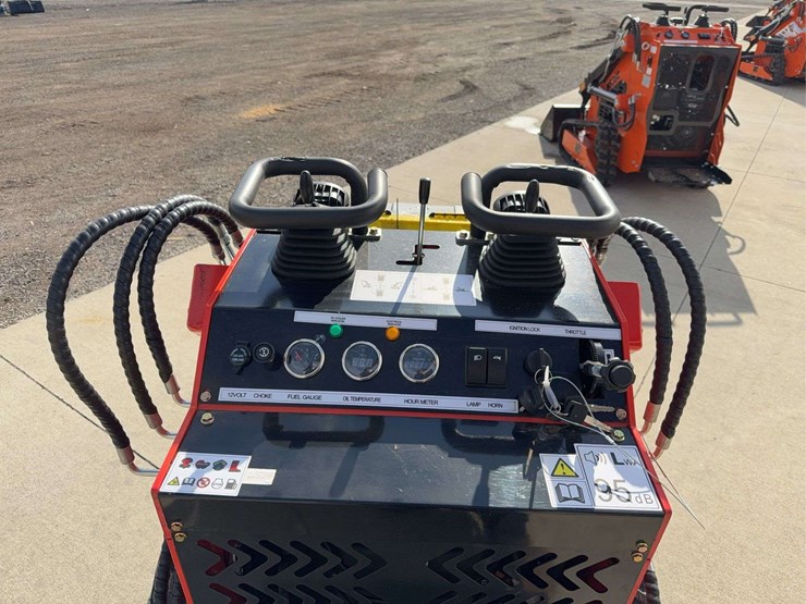 2025-mms-ms380r-stand-on-skid-loader-image-7