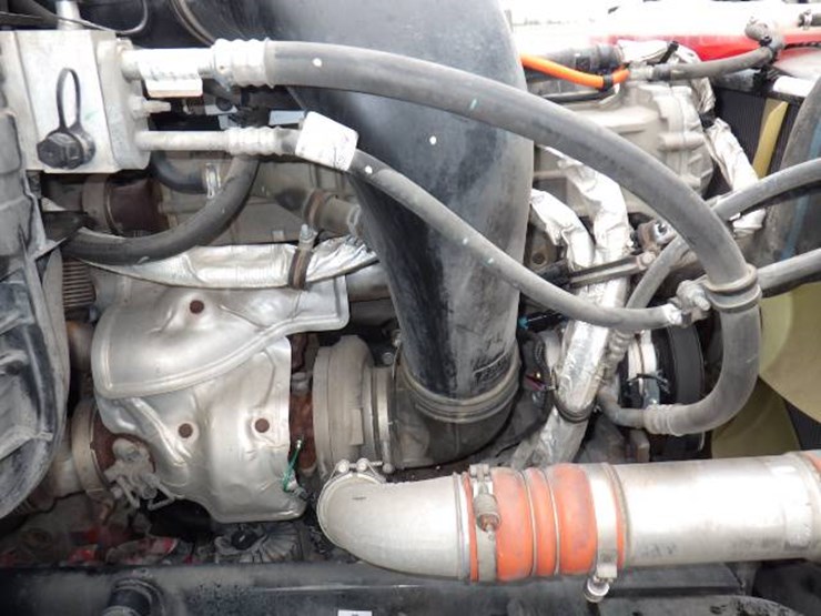 freightliner-cascadia-125-image-29