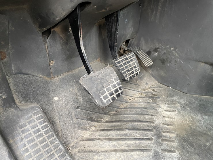 #1054-•-2015-international-tandem-axle-day-cab-semi-tractor-(has-wi-title)-image-36