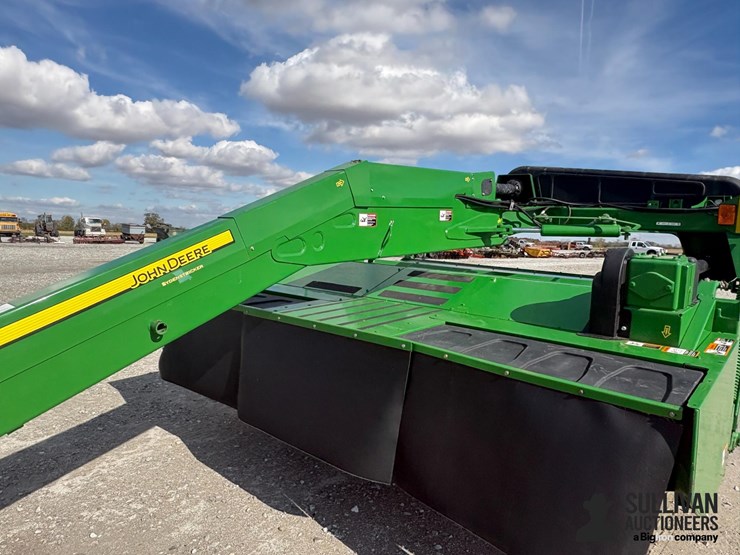 2012-john-deere-835-image-11