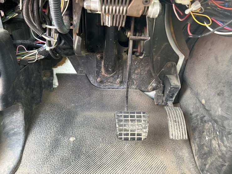 international-4000-image-109