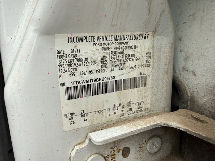 2011-ford-f550-image-50