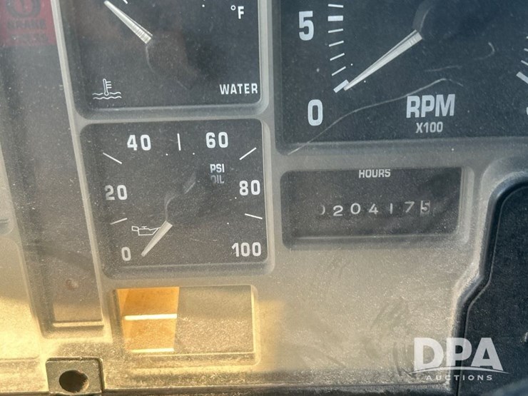 international-4700-image-42