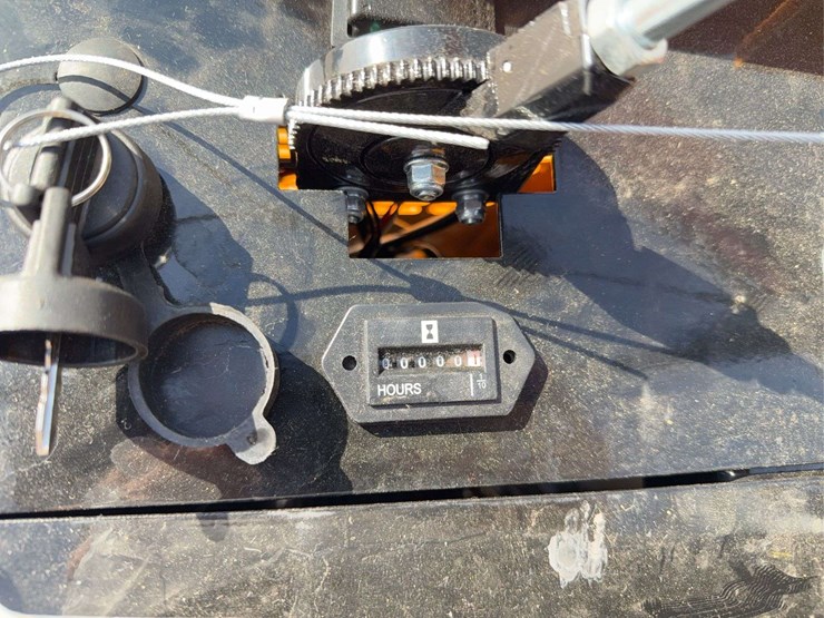 2025-miva-va13-mini-excavator-image-13