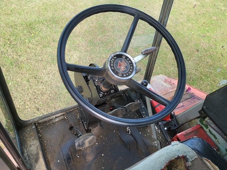 massey-ferguson-750-image-39