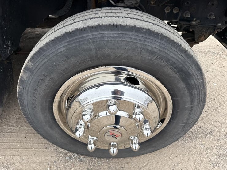 2007-ford-f650-image-52