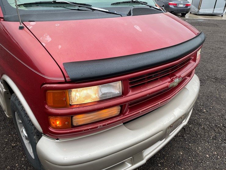 1999-chevy-3500-image-14