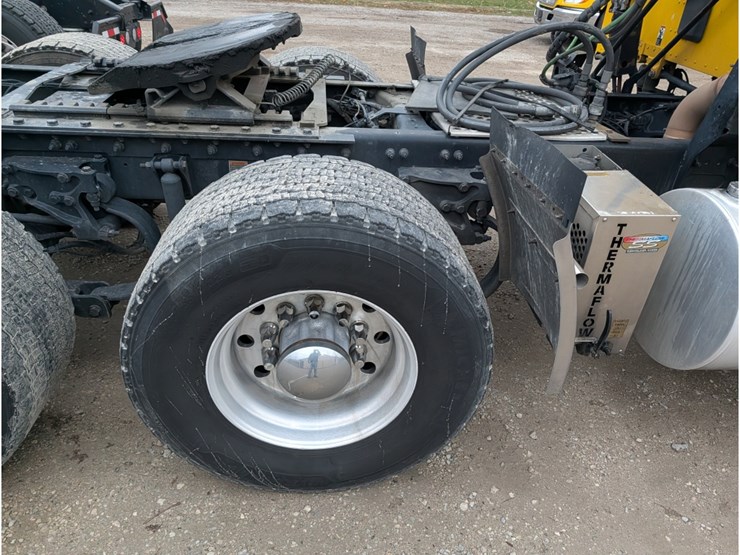 kenworth-t680-image-6