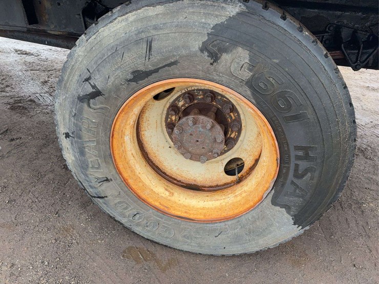 1997-international-4900-image-6