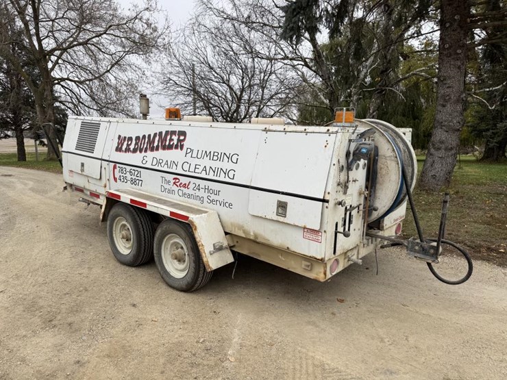 john-deere-12-image-3