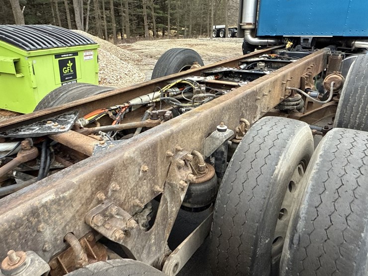 kenworth-t600-image-36