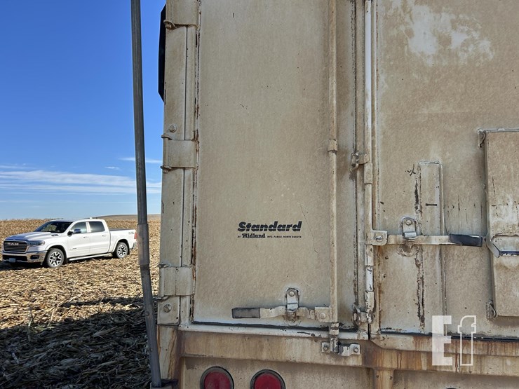 1985-international-s2500-image-39