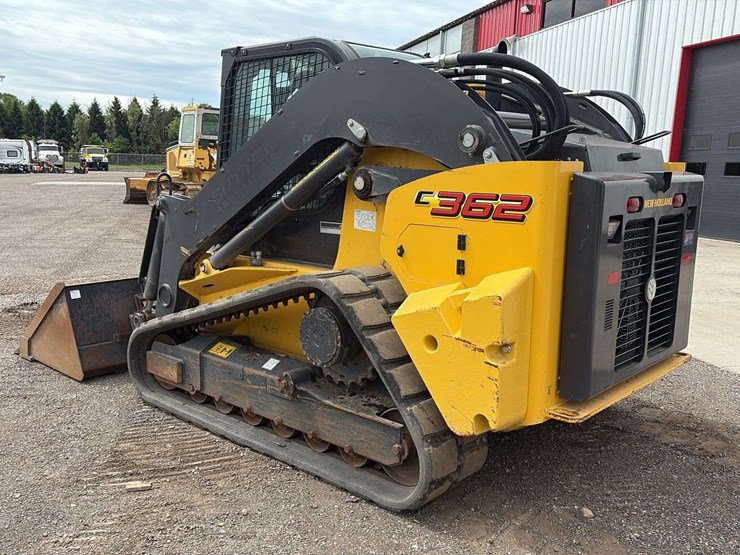 2022-new-holland-c362-image-4