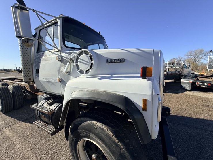 ford-l9000-image-23