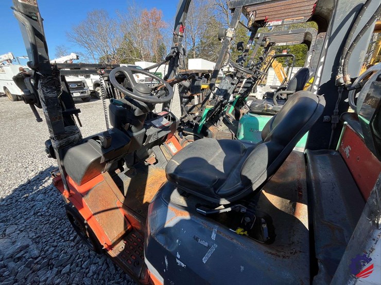 toyota-7fgcu25-image-17