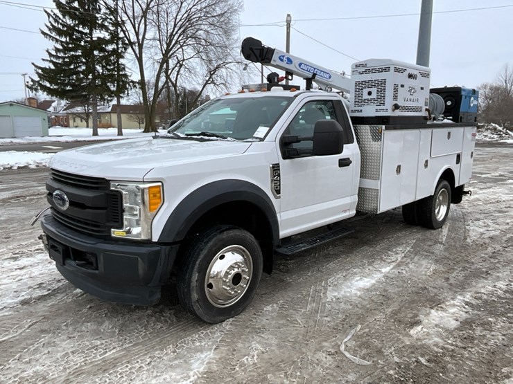 ford-f450-image-1