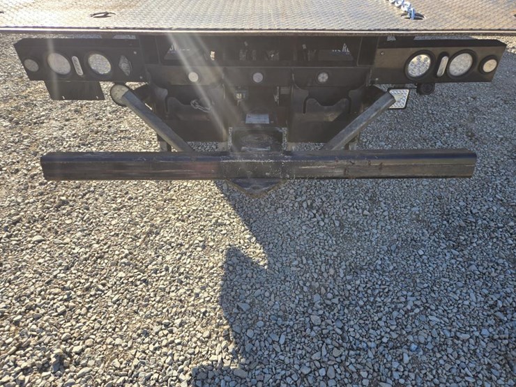 2022-international-mv607-image-27