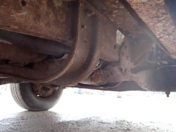 2010-ford-e350-xlt-image-92