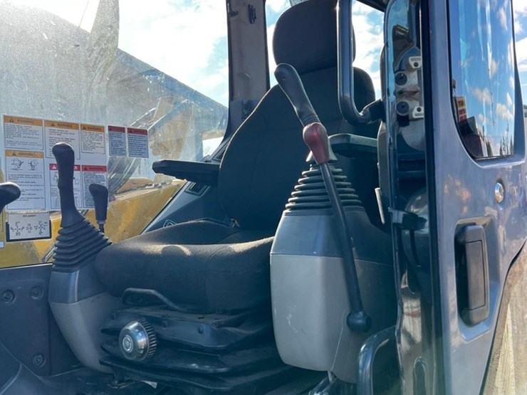 2017-komatsu-pc78us-10-image-26