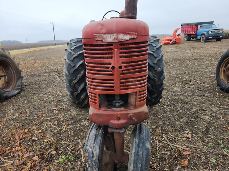 1940-farmall-m-gas-tractor-image-10